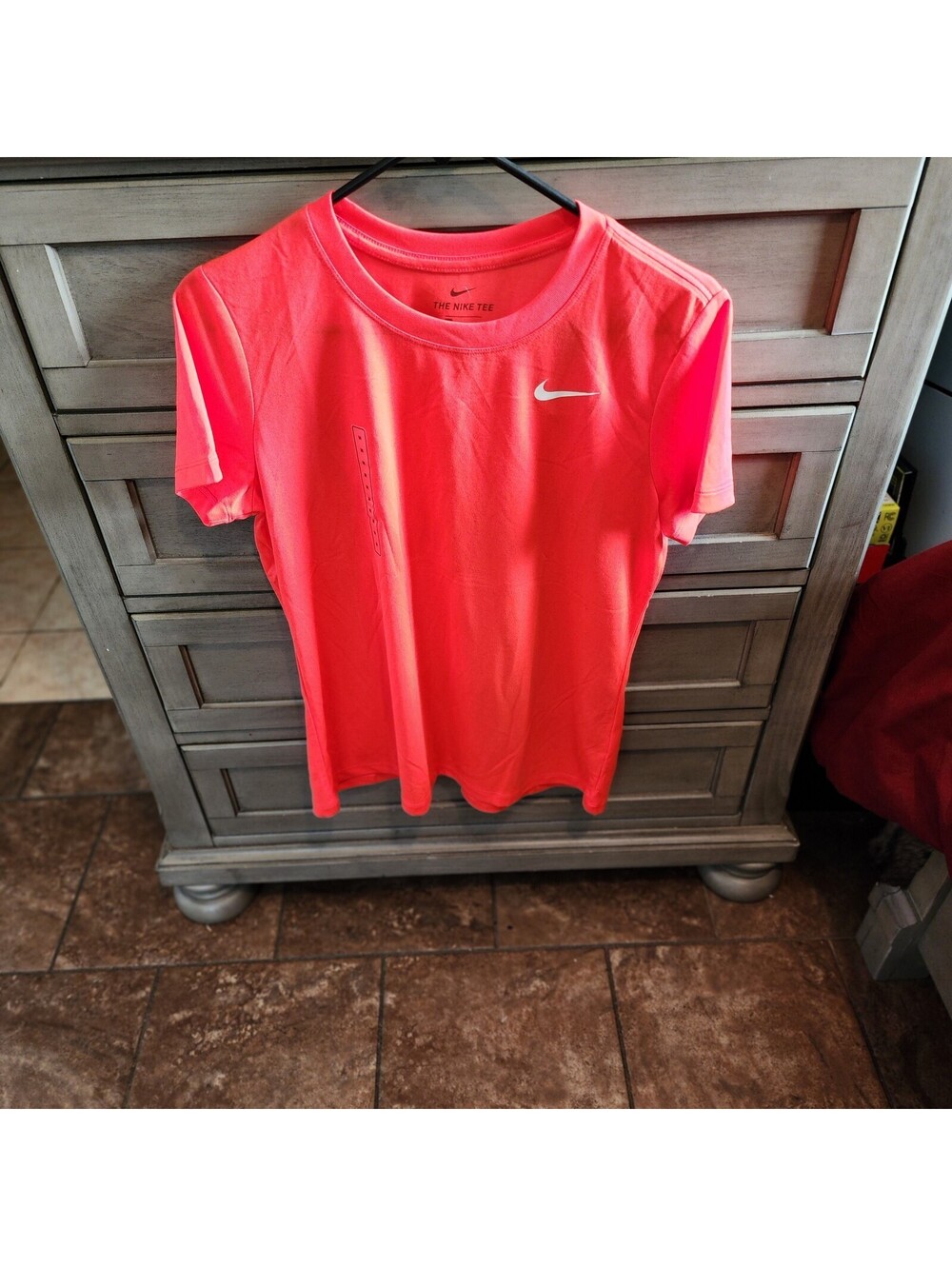 Nike Dri-FIT Men's Medium Red Moisture Wicking Crew Neck Short Sleeve Tee